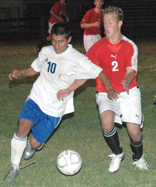 Tiger booters beat El Mo, 2-0 in SCL soccer showdown