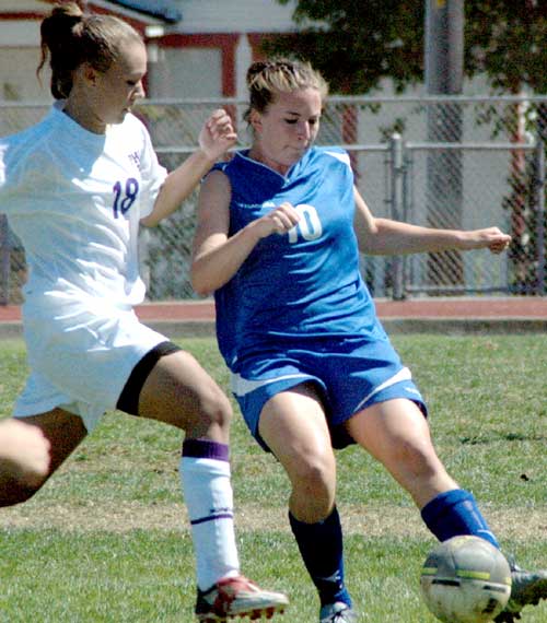Lady Lions blank Sonoma, Tigers tie Casa in SCL opener