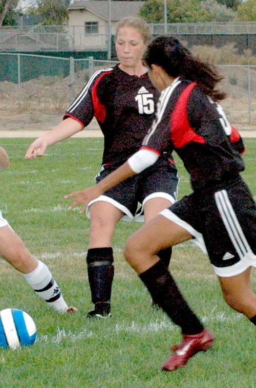 Lady Lions, Tigers open SCL soccer campaign