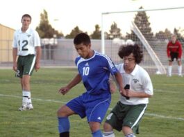 Tigers beat Casa, tie with Windsor to stay in hunt