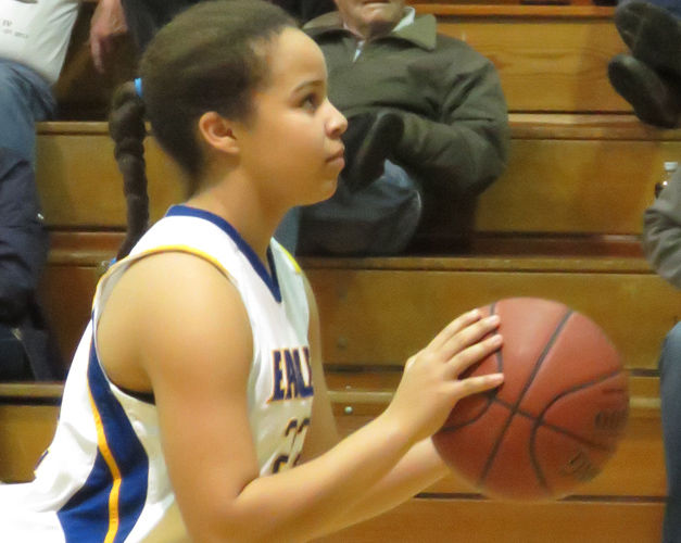Cloverdale JV girls crack win column