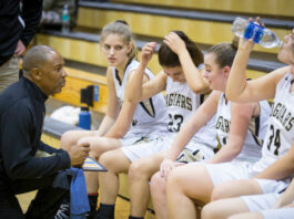 Lady Jaguars beat Ukiah, 51-32; stay playoff eligible