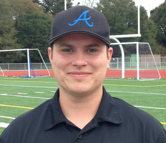 Analy taps James Foster to lead football program