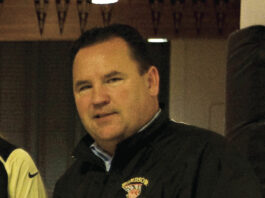 Windsor taps veteran coach Joe Passalacqua to lead girls hoops program