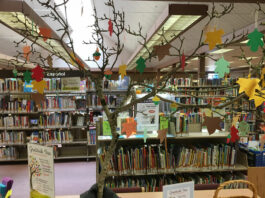 Library reaches out with gratitude tree