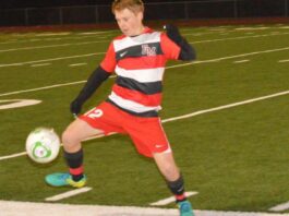 El Mo boys shooting for improvement on soccer pitch