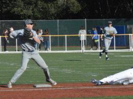 Jags pound Healdsburg 9-1 in spring baseball debut