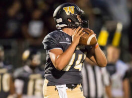 Jags footballers turn back Casa Grande, 30-22 in season opener