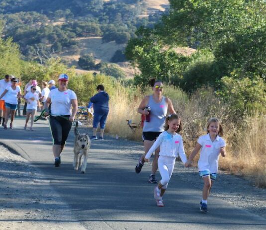 Gallery: Color Blast for a cause