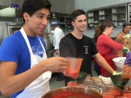 Can tomatoes for a cause