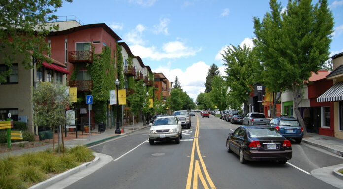 Avenue closes to promote southern hospitality