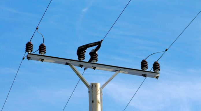 PG&E will not shut power off tonight in county, however possibility remains tomorrow