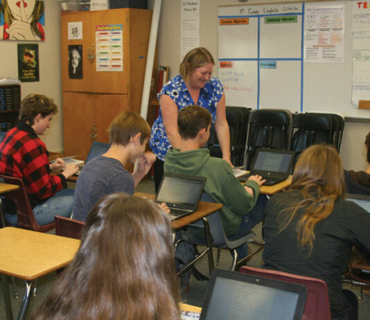 El Molino gets $25K grant for new laptops