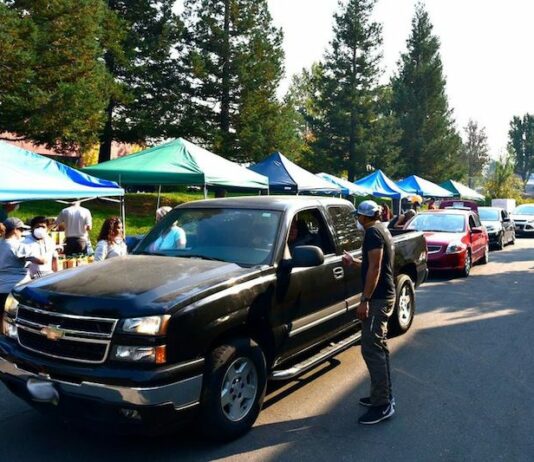 Corazón giving out ‘groceries to go’ Tuesday morning