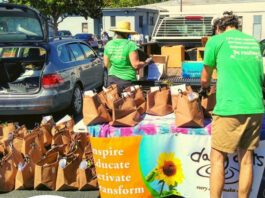 Daily Acts’ Be the Change program reaches out to the Latinx community with garden kits
