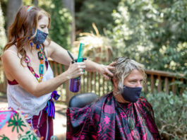 ‘Mary Poppins of hair salons’ takes her business on the road