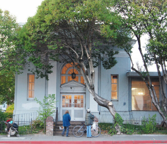 Guerneville Bank Club earns prestigious preservation award