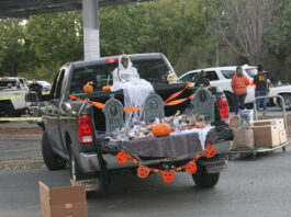 Photo gallery: Trunks and Treats