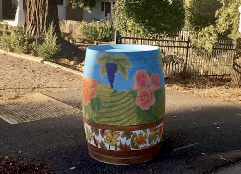 Decorated barrels to stay in Geyserville through Thanksgiving