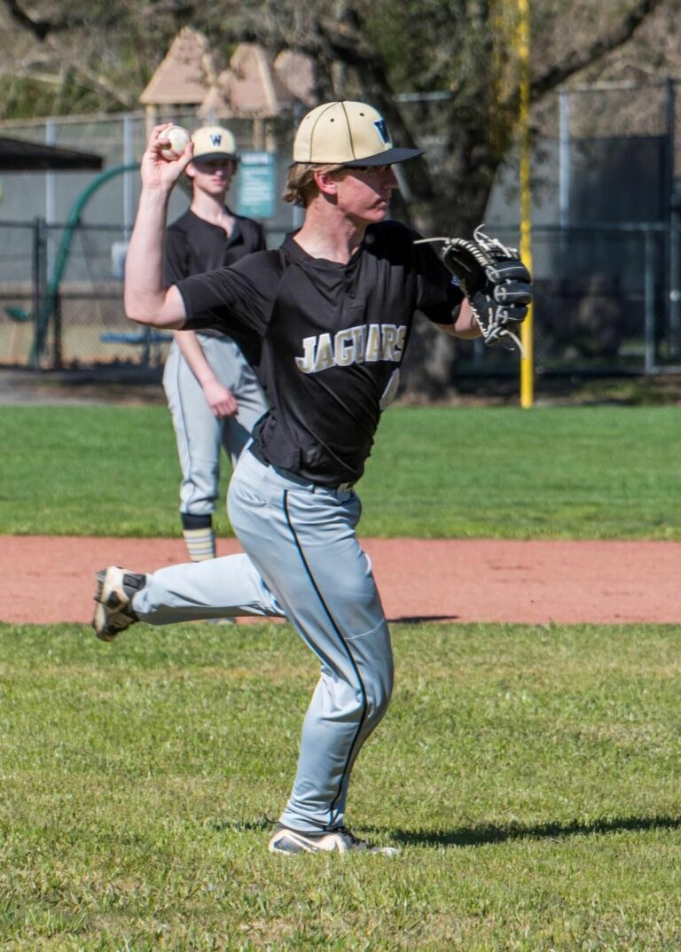Windsor baseballer Carson Ramocinski signs with Embry-Riddle