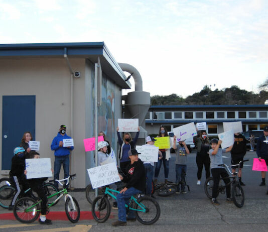 Rallying to reopen