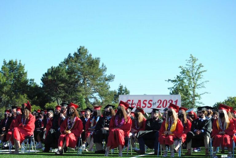 El Molino High School sends off its final graduating class