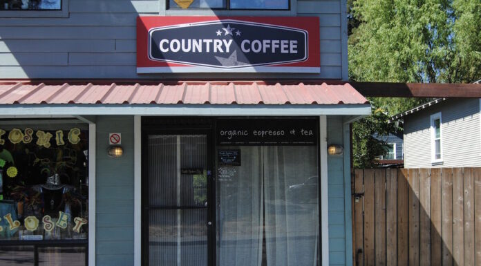 Guerneville café defies mask mandate with $1 private memberships