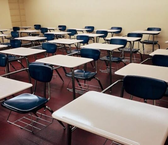 One loophole remains in student COVID-19 vaccination mandate