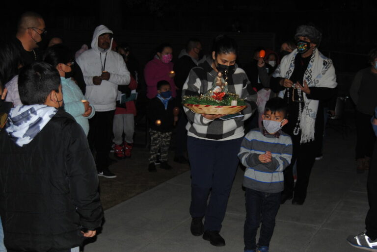 Communities in Healdsburg celebrate a Feliz Navidad