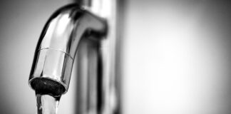 Water faucet