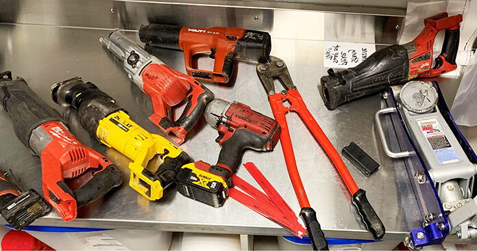 Cops Catch Catalytic Converter Suspects