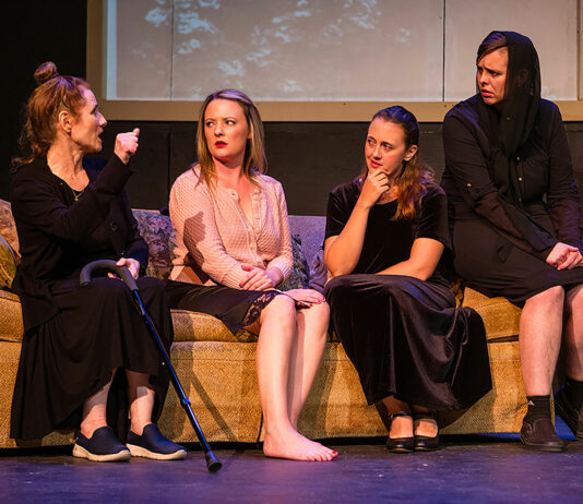 Godsisters Perform ScriptTease