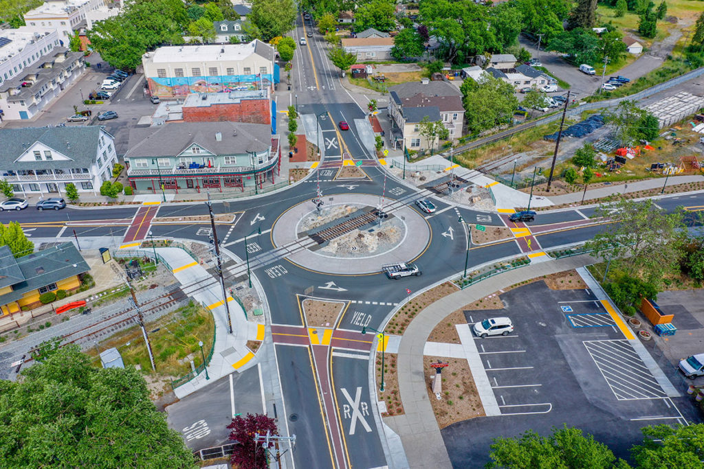 Weinor Rizer Rad Windsor Roundabout Wins National Award | Healdsburg Tribune | Local ...