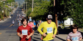 Runners on Powell Avenue