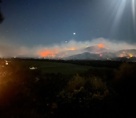 Recap: Point Fire in Healdsburg’s Dry Creek Valley Night view of fire