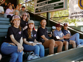 Baseball fans