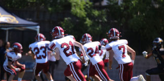 Healdsburg football defense