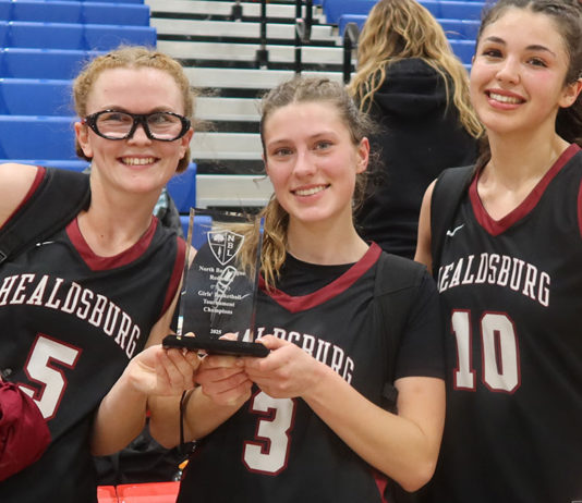 Leffew Leads Lady Greys to Tourney Trophy