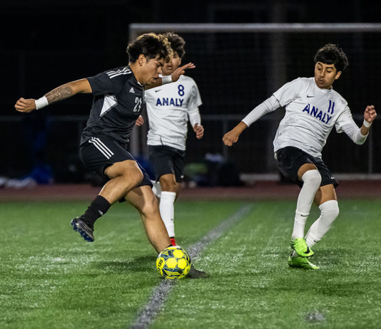 Healdsburg v Analy 1-1