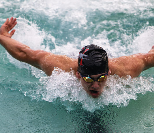 BUTTERFLY Leo Kluse in midstroke at a 2025 meet.