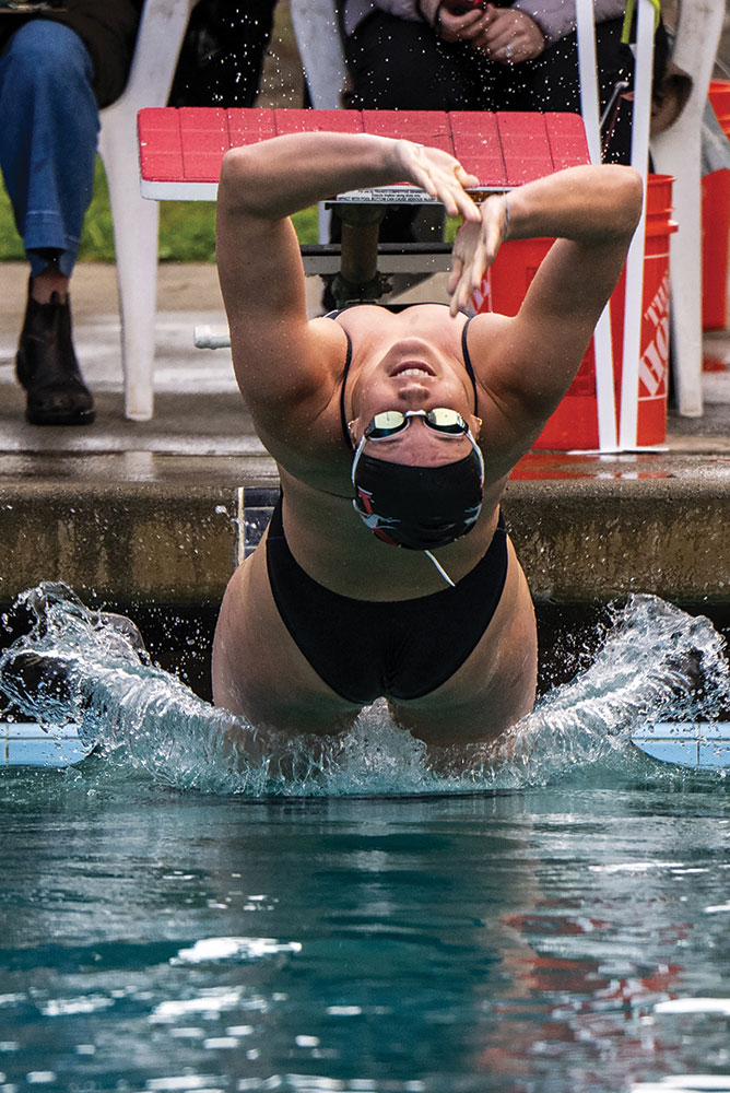 Junior swimmer Layla Greaves