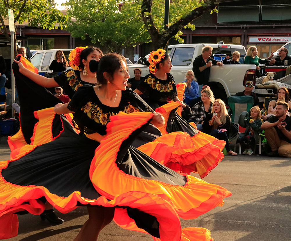 Ballet Folklorico dancers in parade