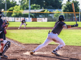 Prune Packers baseball action