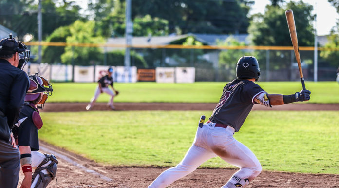 Prune Packers baseball action
