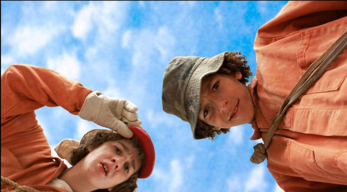Two actors in 'Holes'