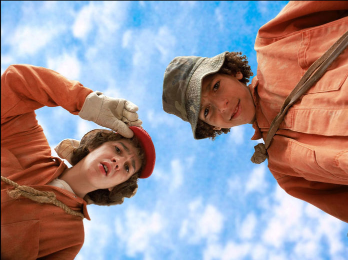 Two actors in 'Holes'