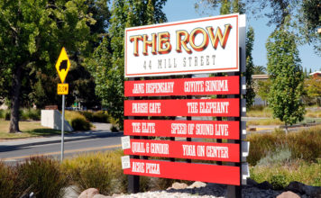Business sign at 44 Mill St.