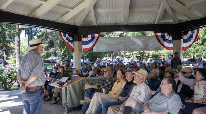 Locals listen to a lecture in Healdsburg's Plaza.