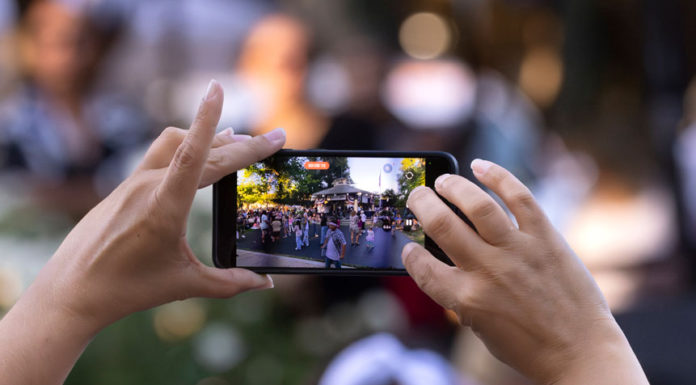 Cell phone shooting video at Healdsburg Plaza