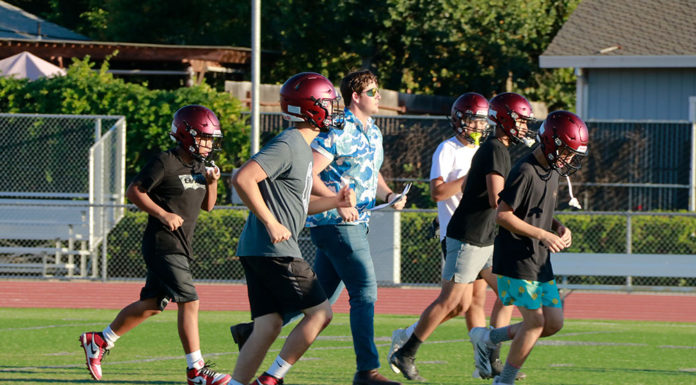 Taylor Tappin and football team